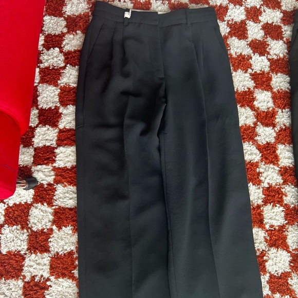 Aritzia Wilfred Effortless Pants, Size 10 - Picture 1 of 8